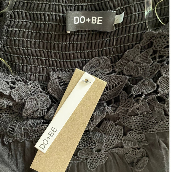 NWT Do + Be Womens Off the Shoulder Lace Top Blouse Long Sleeve Size S Black - Picture 6 of 6